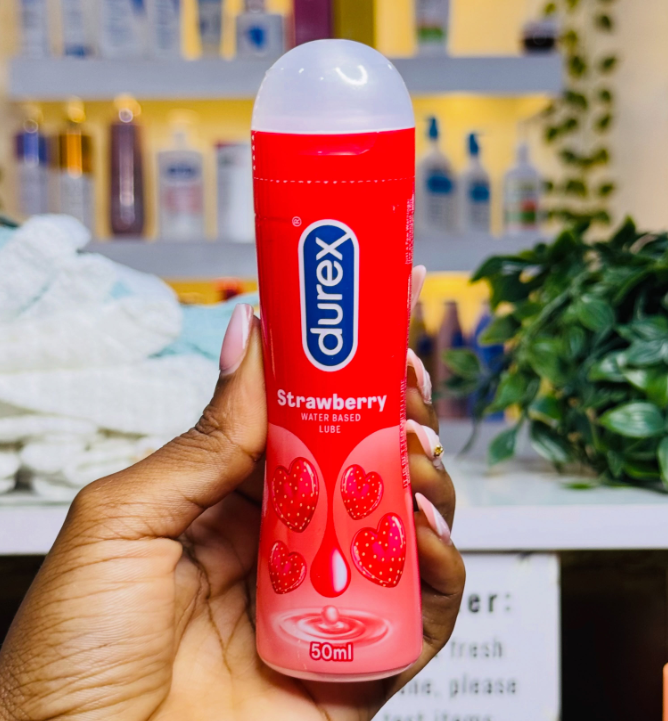 Durex Lube Play Strawberry 100Ml thumbnail 2